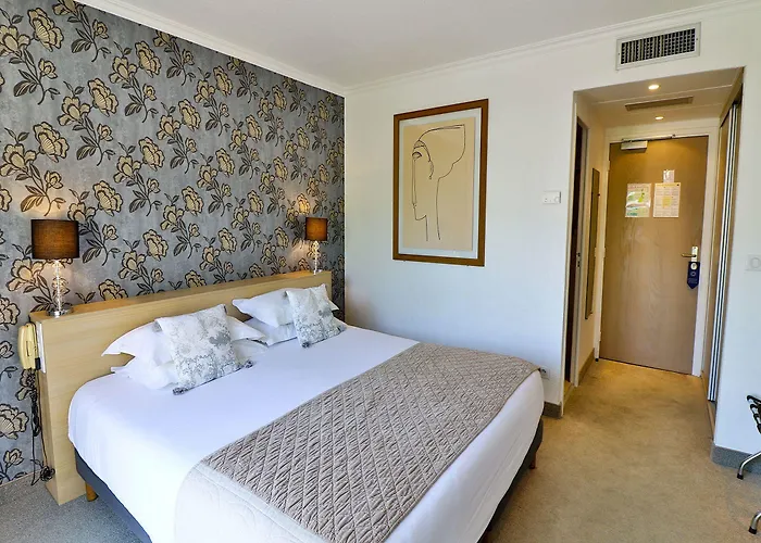 Le Petit 3* Sainte-Maxime