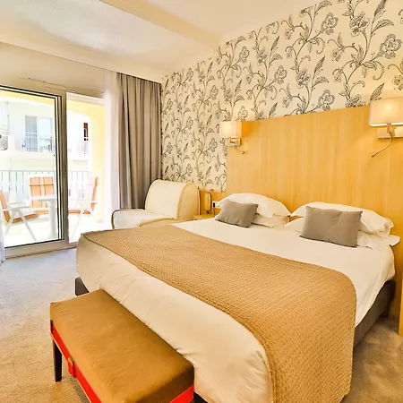 Hotel Le Petit 3*