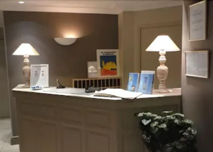 Le Petit 3* سانت ماكسيم